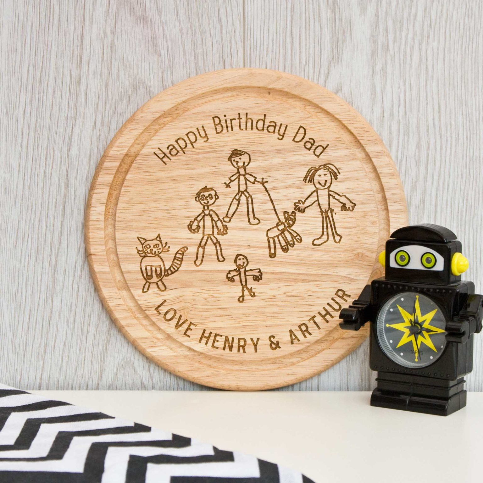 Personalised Drawing & Autograph Round Board The Laser Boutique